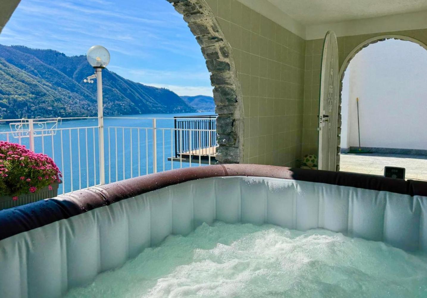 Villa Fantastica Carate Urio Екстериор снимка